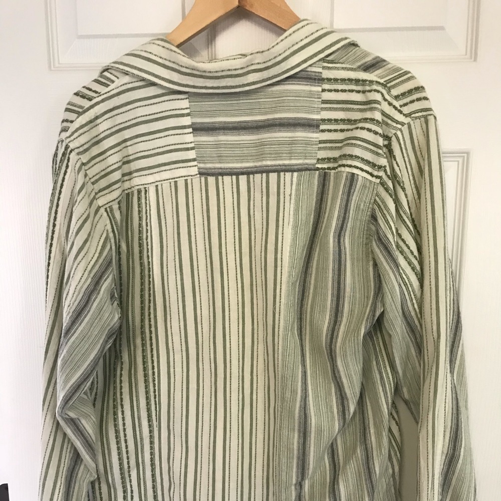 European Woven Pullover - Picture 5 of 6